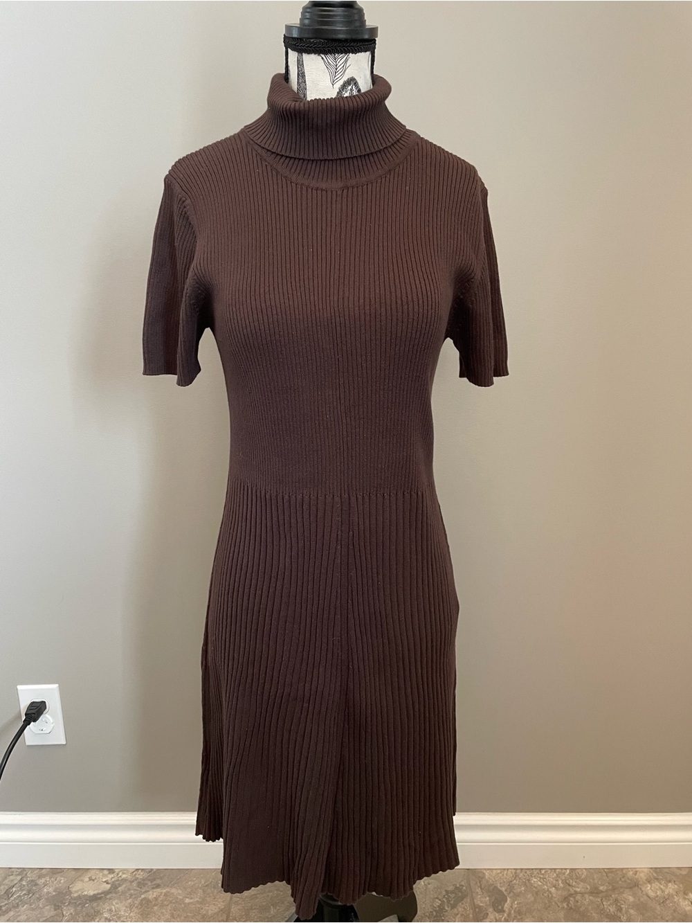 EMBLEM - Brown Ribbed Turtleneck Knit Dress